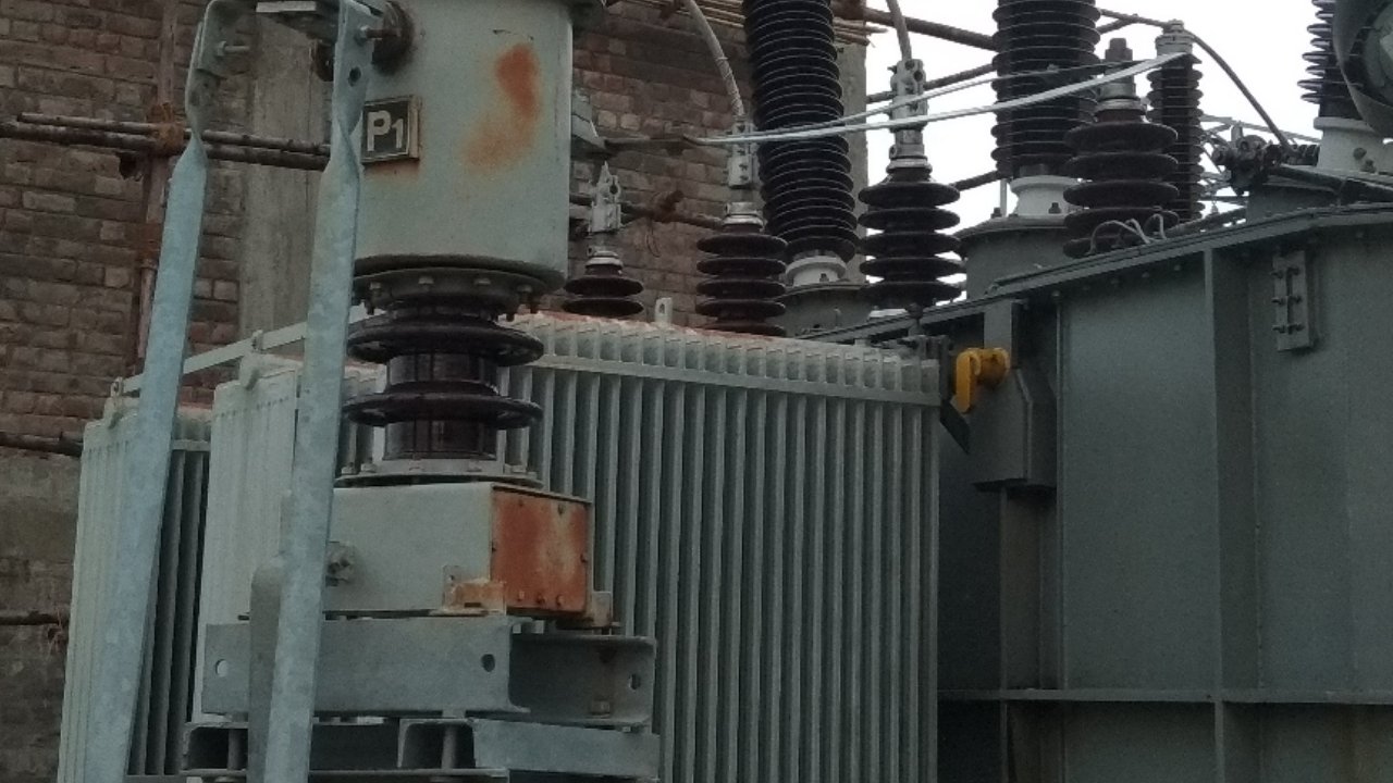 Shell-type Transformer