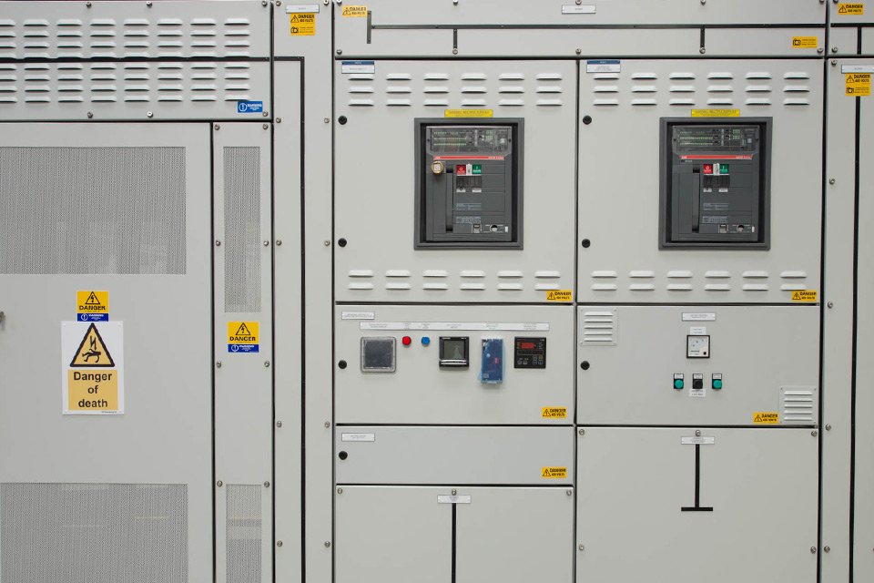 https://www.kdmsteel.com/wp-content/uploads/2019/11/Electical-switchgear.jpg