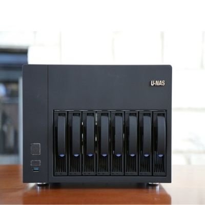 12 ベイ ATX NAS ケース